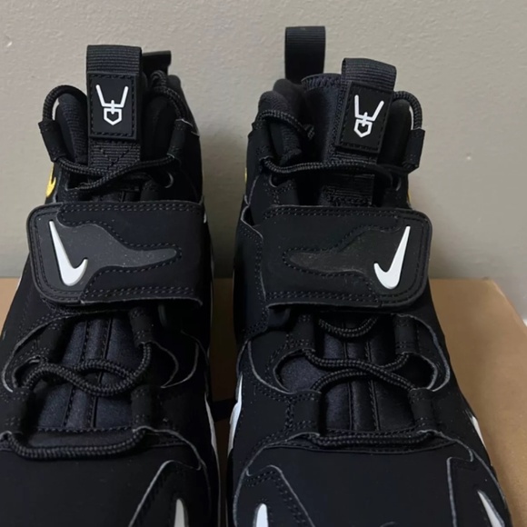 Size 11 Nike Air Diamond Turf DT Max 96 Deion Sanders main image 8